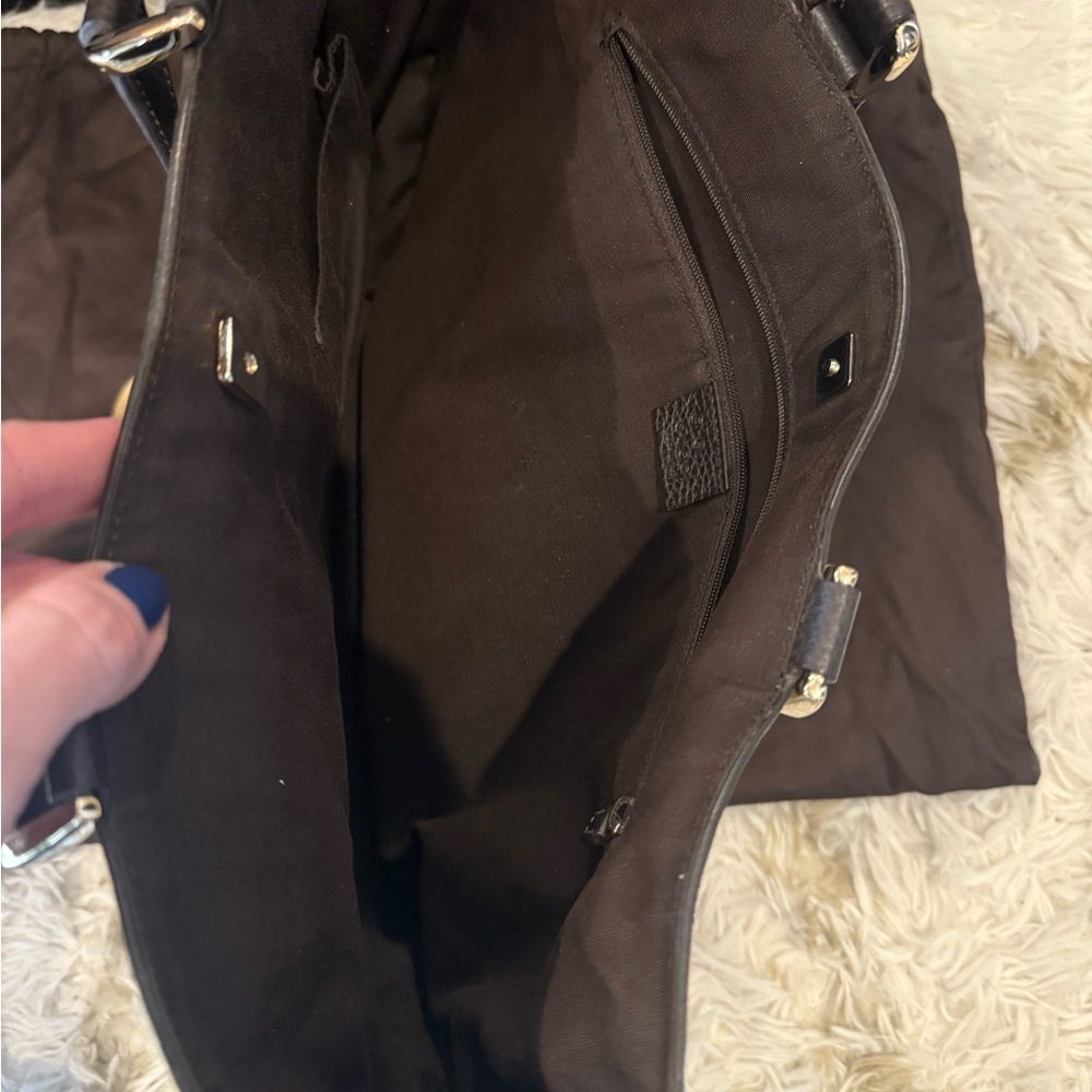 Gucci Brown Monogram Abbey Tote Bag - Picture 10 of 11